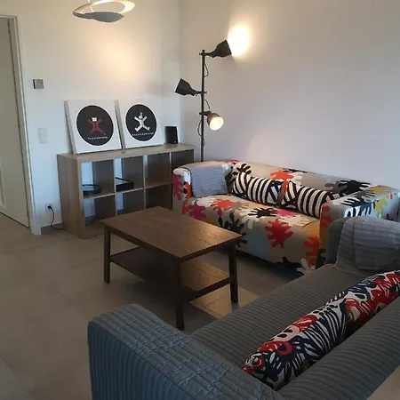 City's Best View / Fully Renovated 115m2 Appartement *