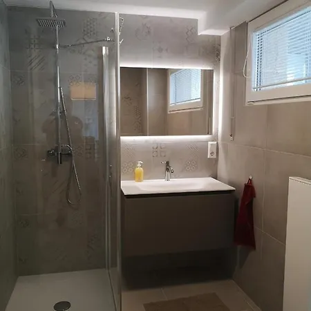 City's Best View / Fully Renovated 115m2 Appartement *