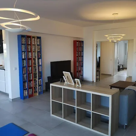 City's Best View / Fully Renovated 115m2 Appartement Luxembourg